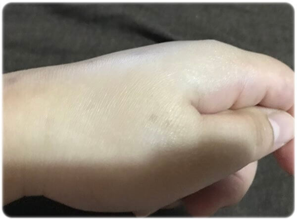 ビオレ UV アクアリッチウォータリージェルべたつかない