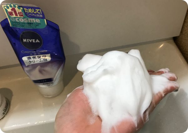 クリームケア洗顔泡立ち